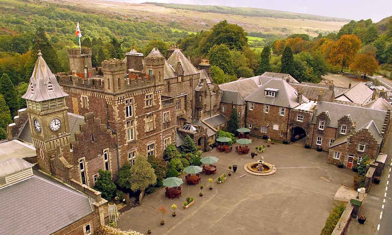 Craig y Nos Castle