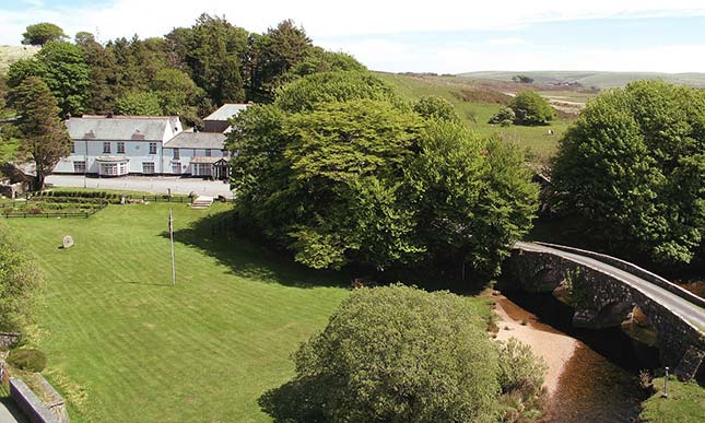 Two Bridges Hotel