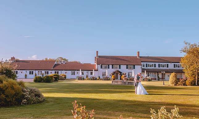 Batch Country House