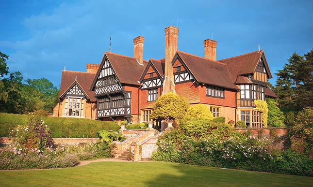 Best Western Plus Grim's Dyke Hotel