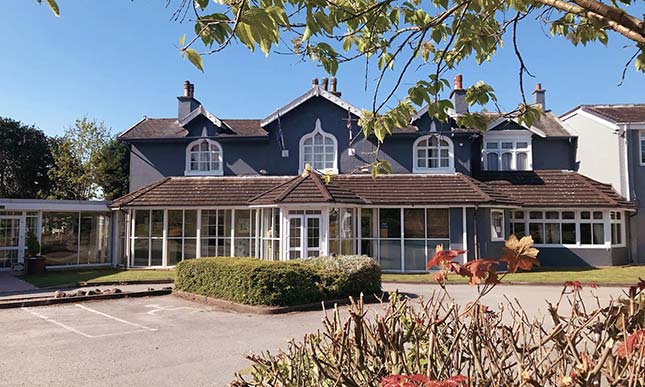 Stone House Hotel