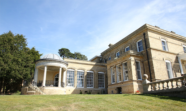 Ponsbourne Park