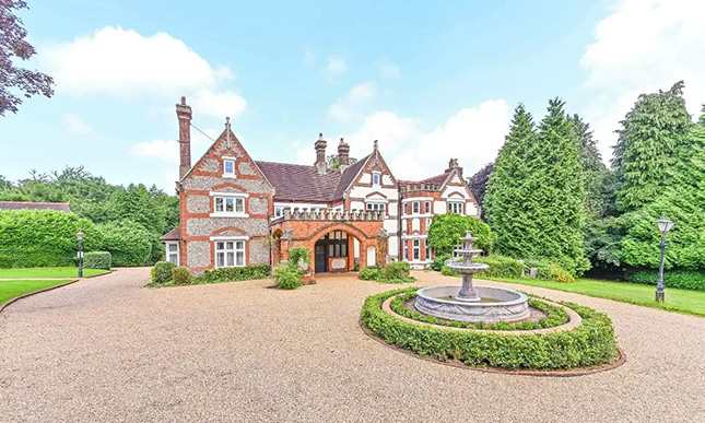 Kingswood Manor