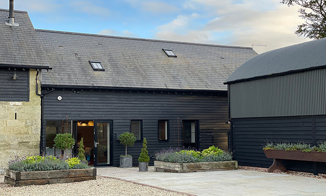 West Barn Lodge